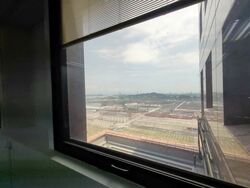 Lippo Centre (D2), Office #587565111